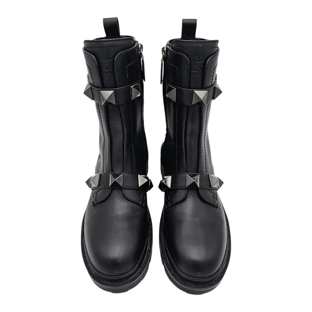Valentino Garavani Roman Stud Combat Boot Zip Ankle Black Leather Size 39 US 9